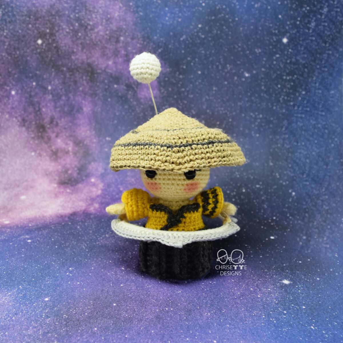 Saturn alien crochet amigurumi doll